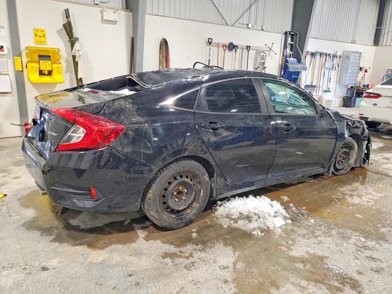 2019 Honda Civic Sport 4Dr - Фото 3