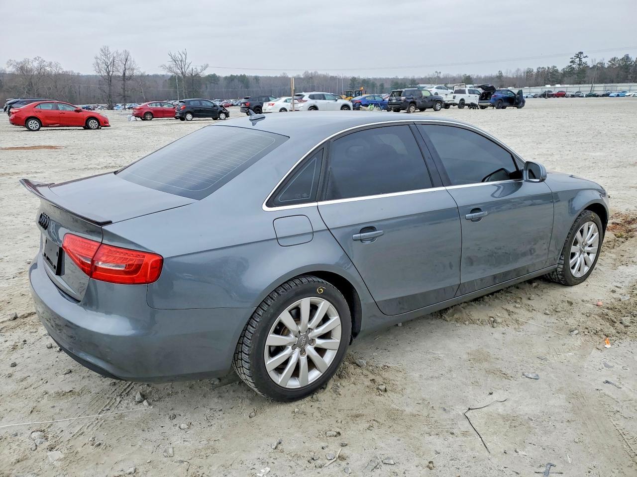 2013 Audi A4 Premium - Фото 3