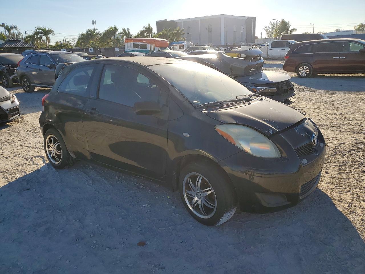 2009 Toyota Yaris - Фото 4