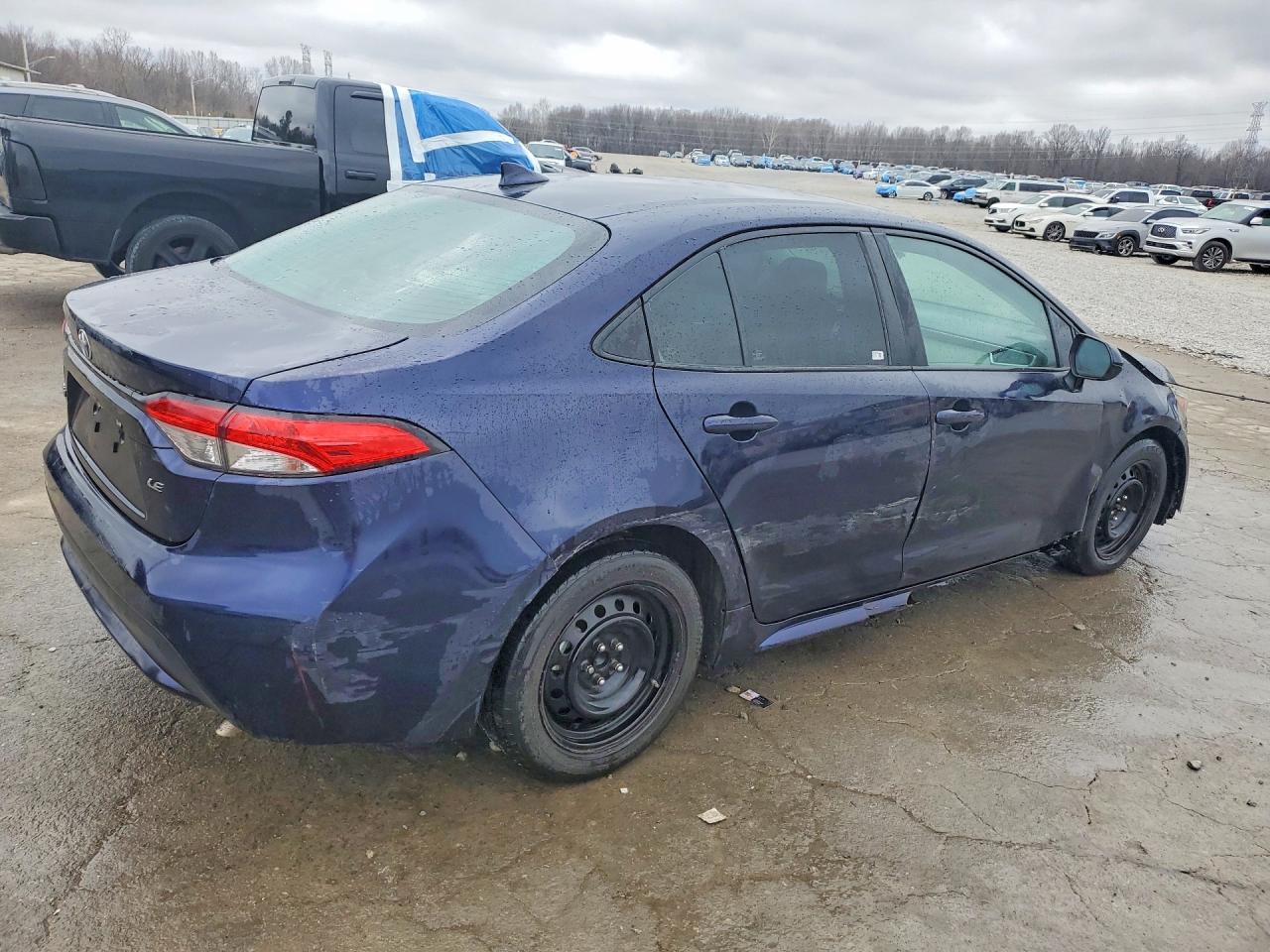 2020 Toyota Corolla Le - Image 3