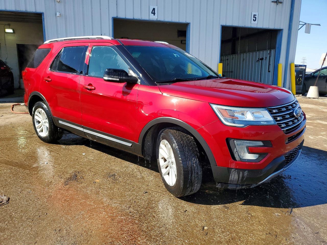 2017 Ford Explorer Xlt - Фото 4