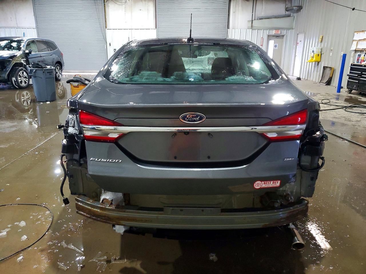 2017 Ford Fusion Se - Фото 6