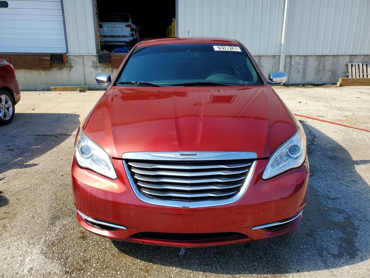 2013 Chrysler 200 Limited - Фото 5