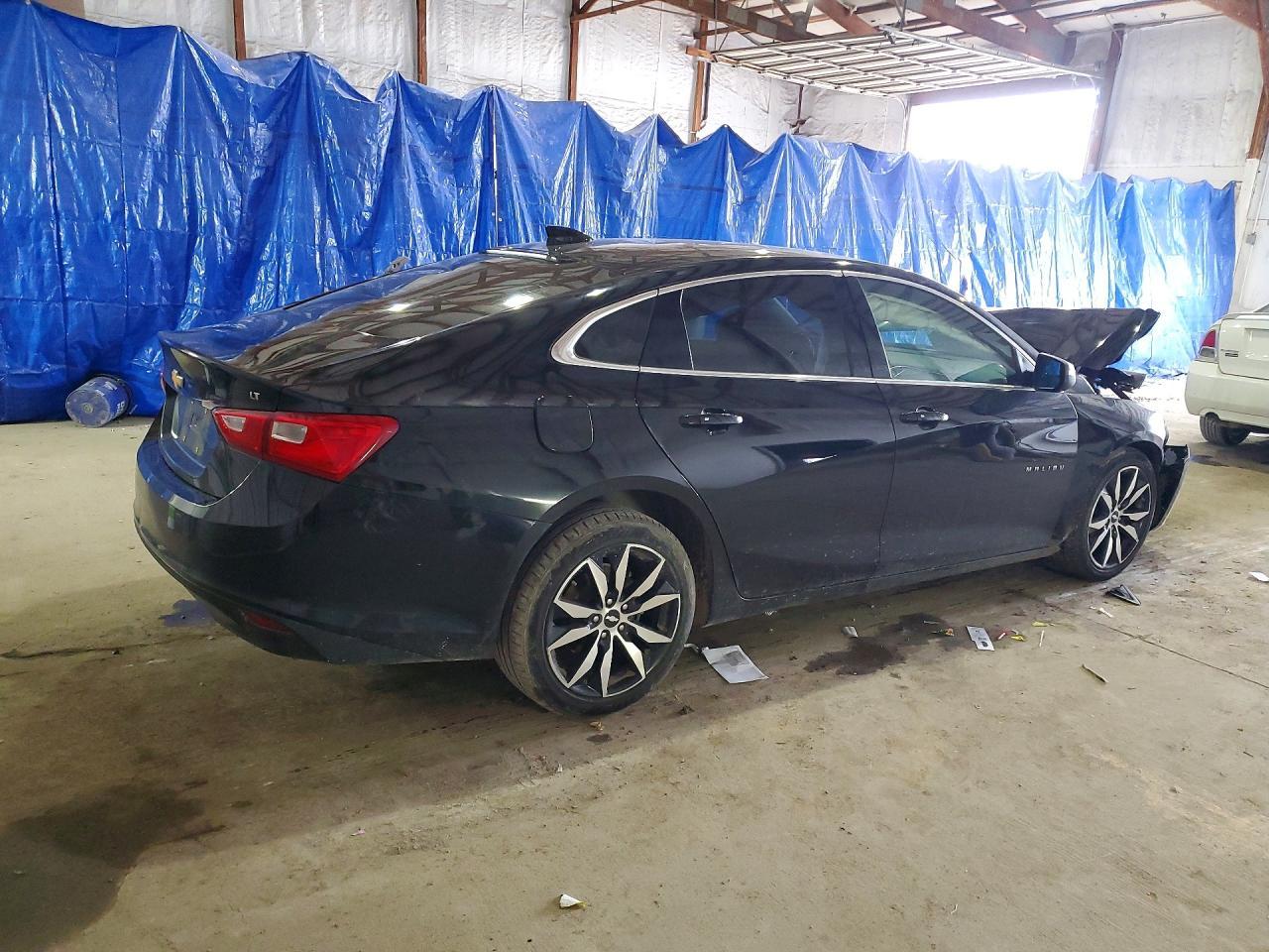 2017 Chevrolet Malibu Lt - Фото 3