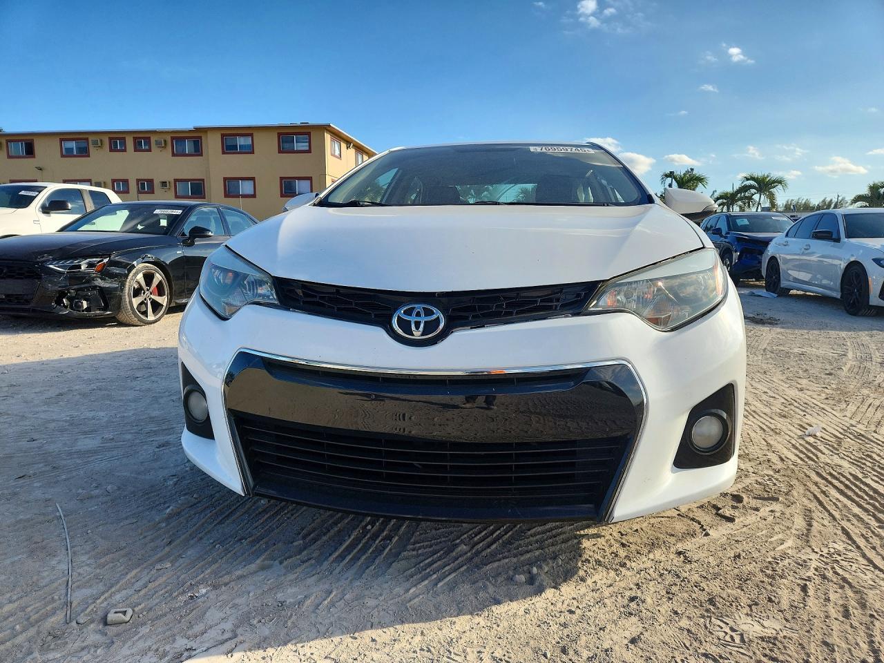 2015 Toyota Corolla L - Фото 5