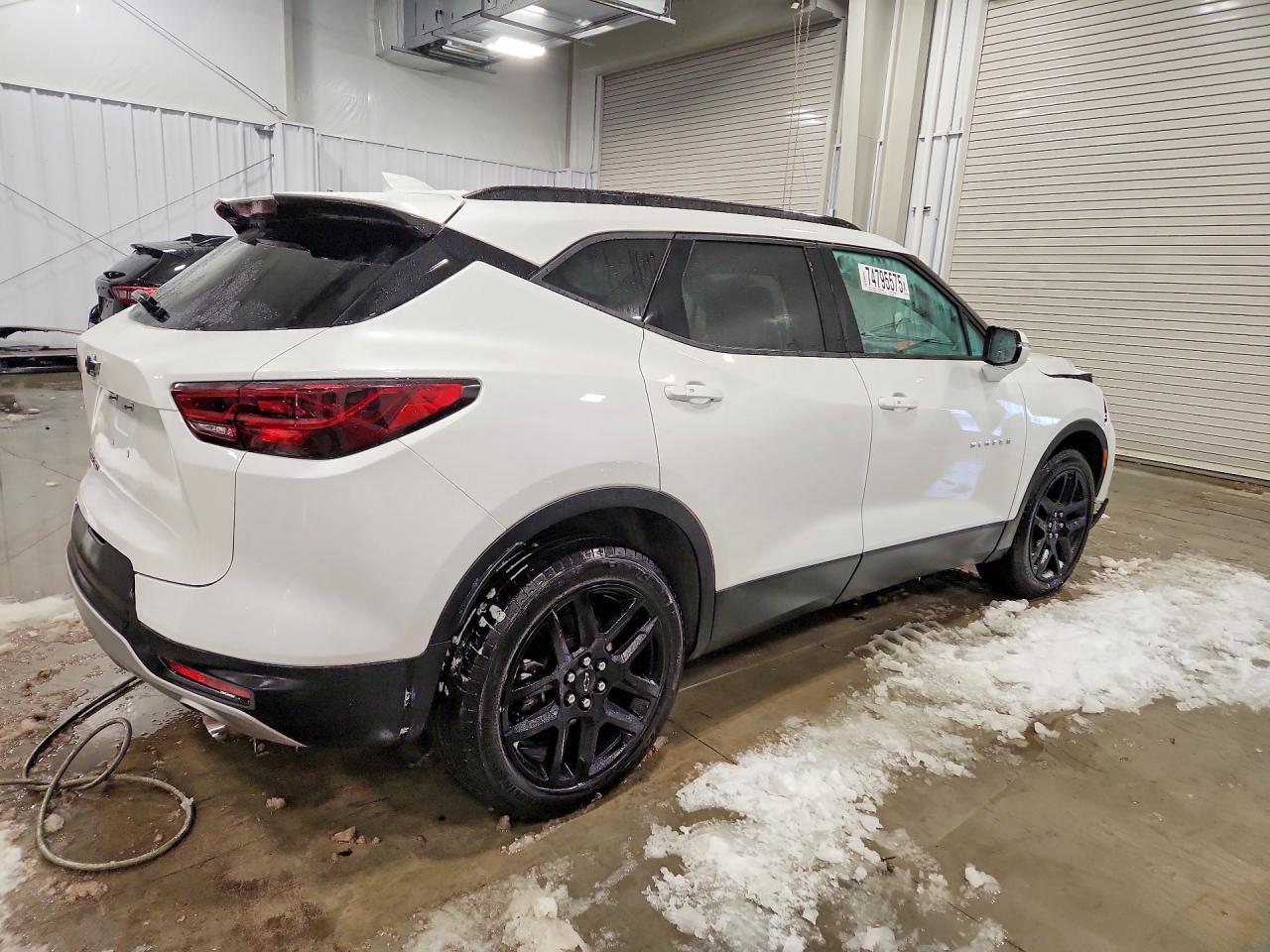 2023 Chevrolet Blazer 3Lt - Фото 3