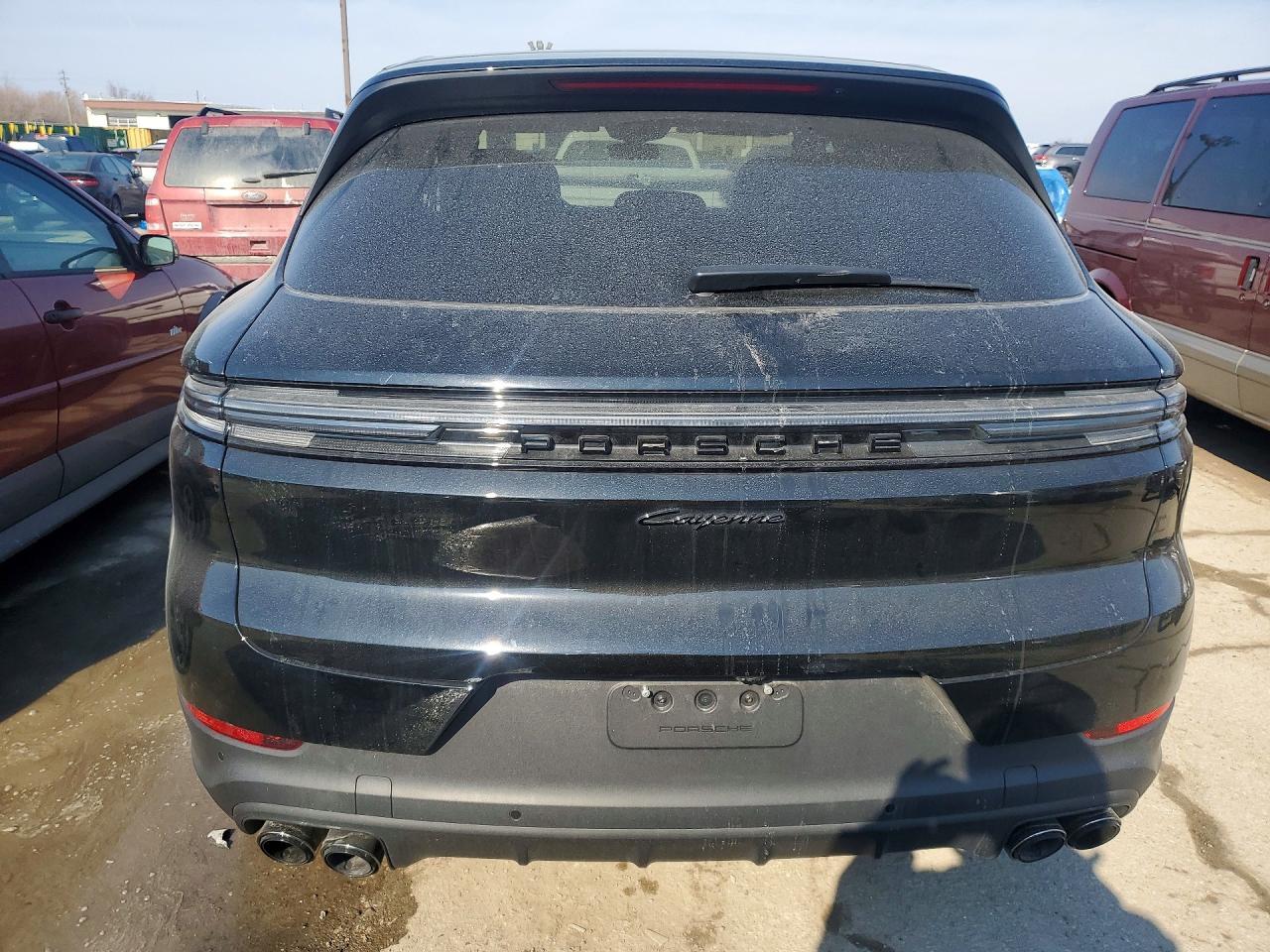 2025 Porsche Cayenne E-Hybrid - Фото 6