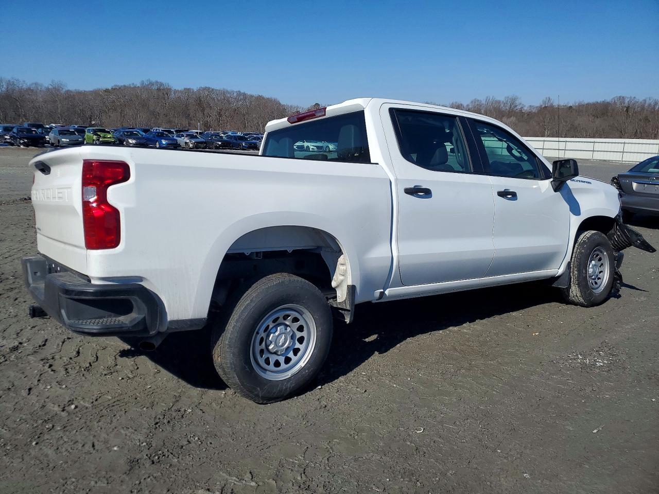 2026 Chevrolet Silverado C1500 - Фото 3