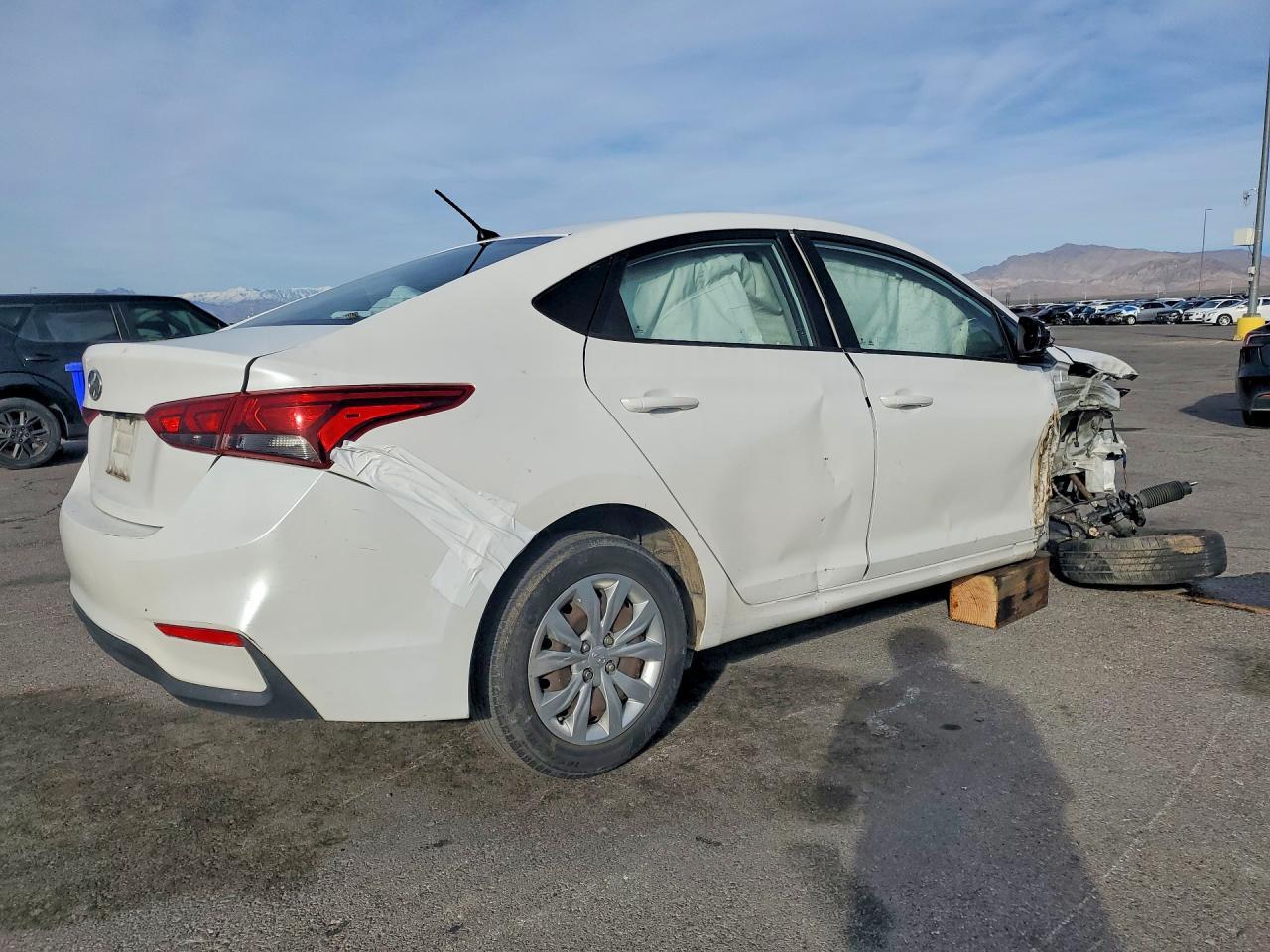 2018 Hyundai Accent Se - Фото 3