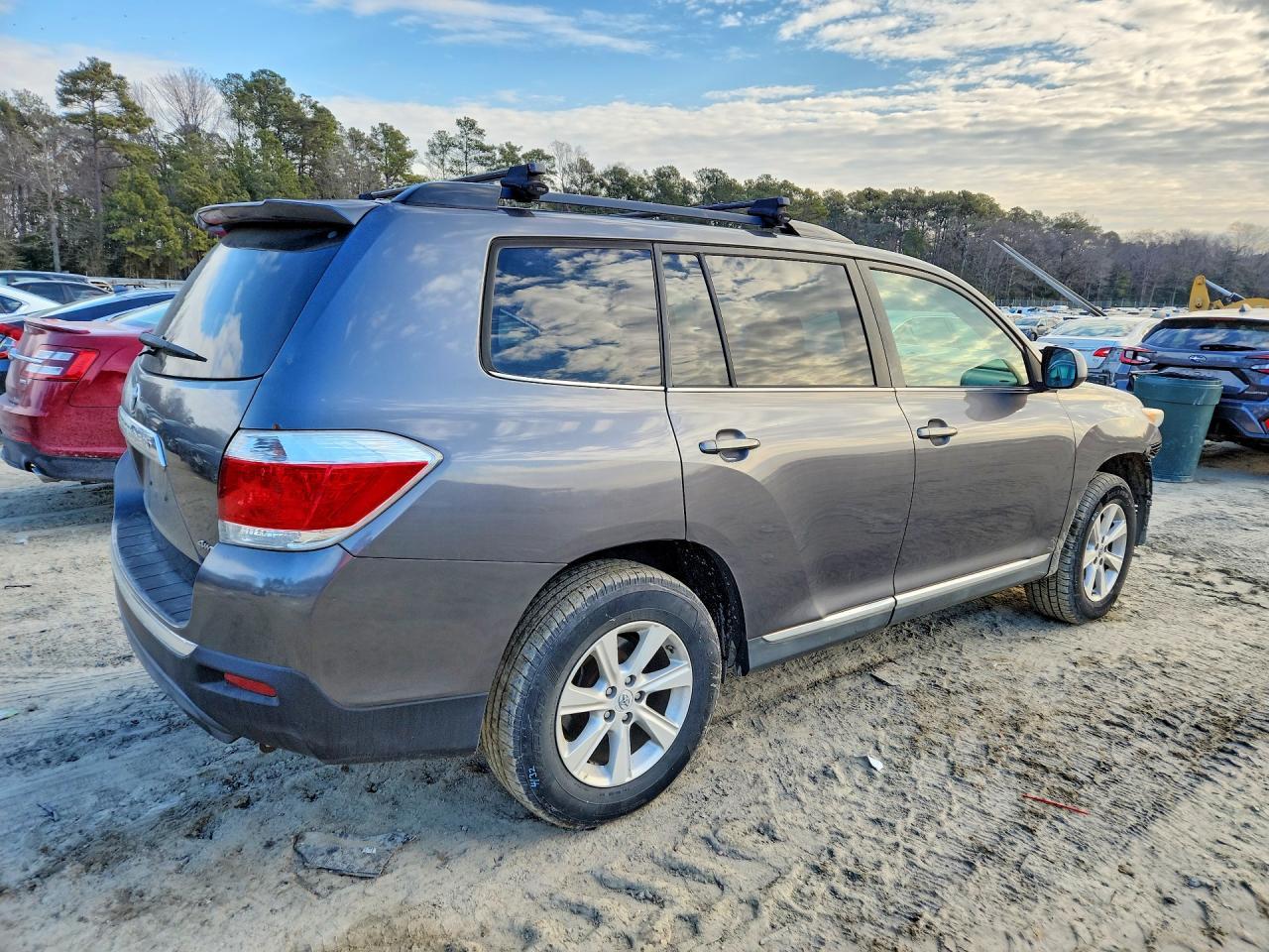 2011 Toyota Highlander Base - Фото 3