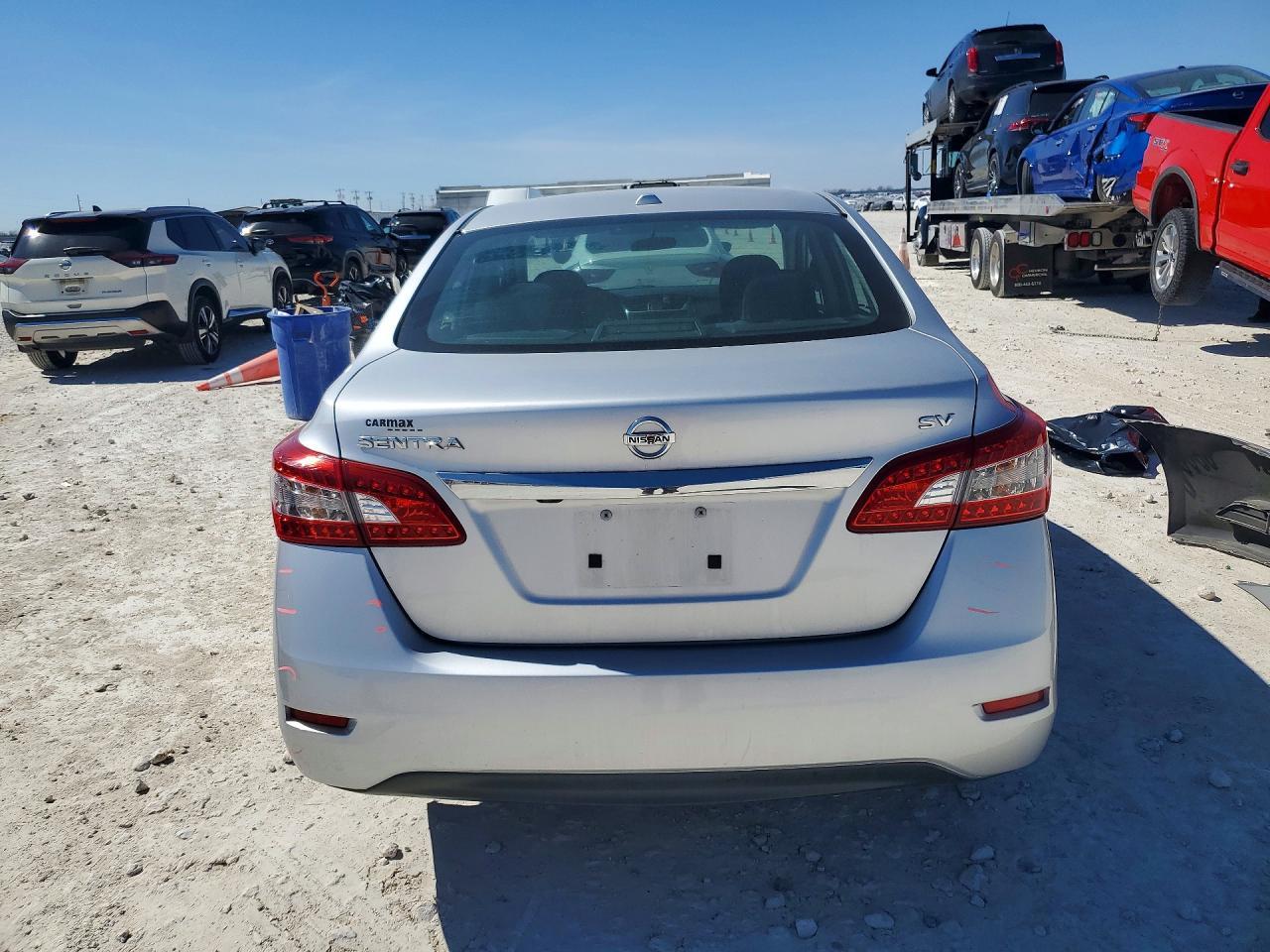 2015 Nissan Sentra S - Фото 6