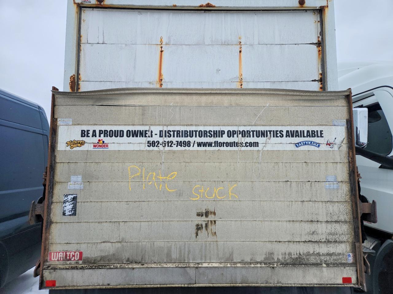 2013 Isuzu Npr Hd Delivery Truck - Image 6