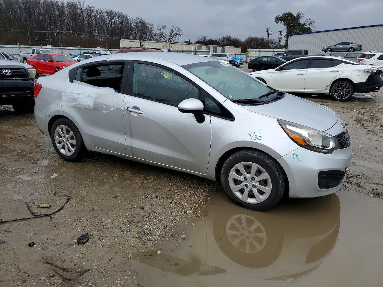 2013 Kia Rio Lx - Фото 4