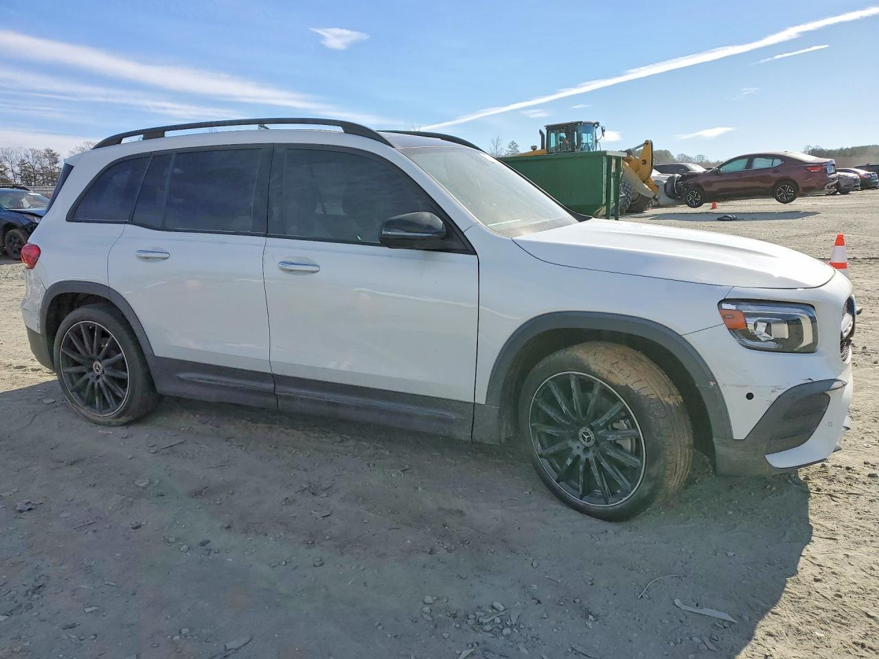 2023 Mercedes-Benz Glb 250 4Matic - Image 4