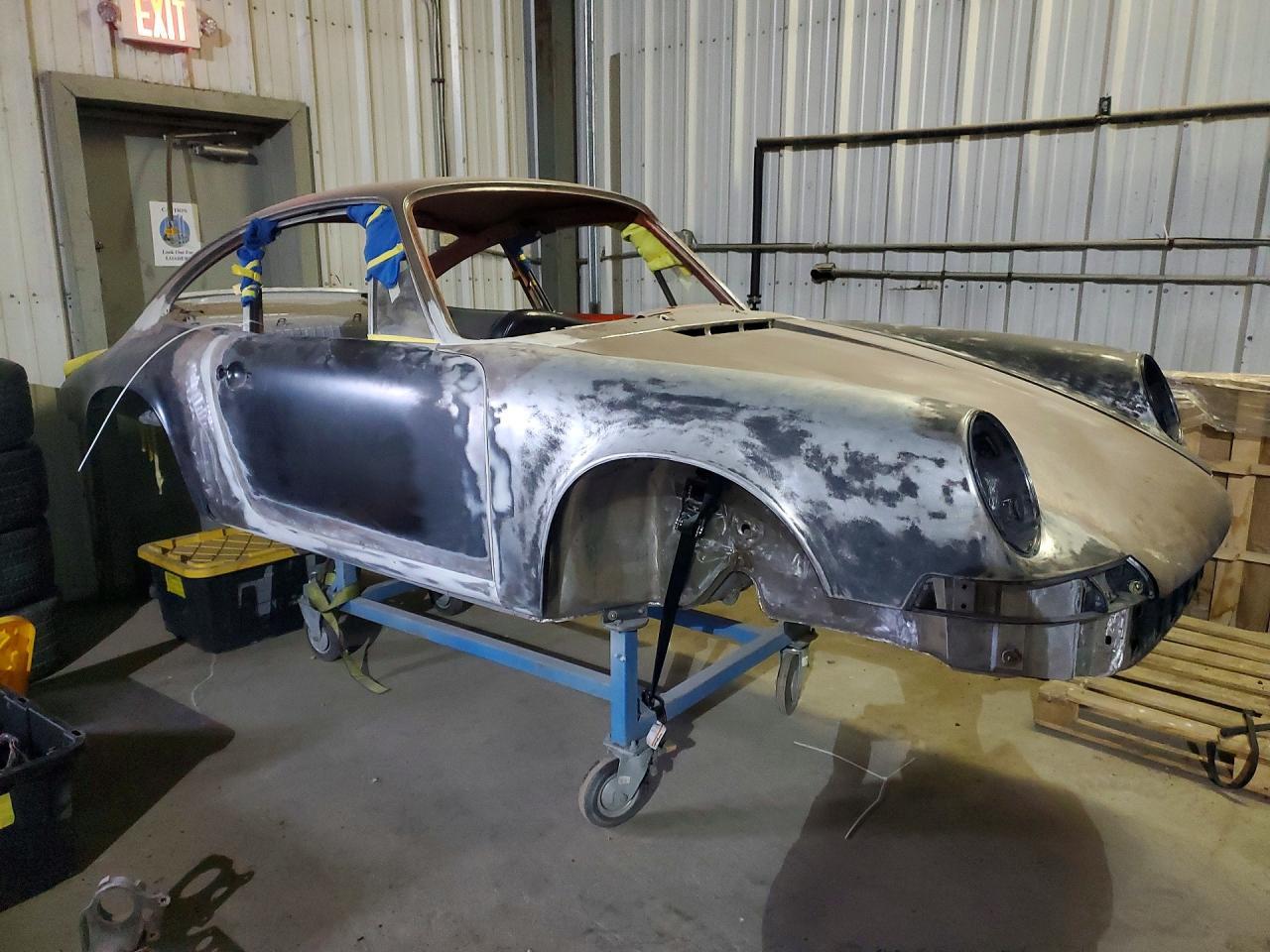 1969 Porsche 911 - Image 4