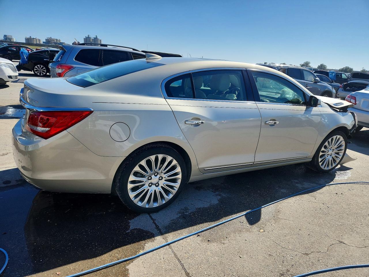 2016 Buick Lacrosse Premium - Фото 3