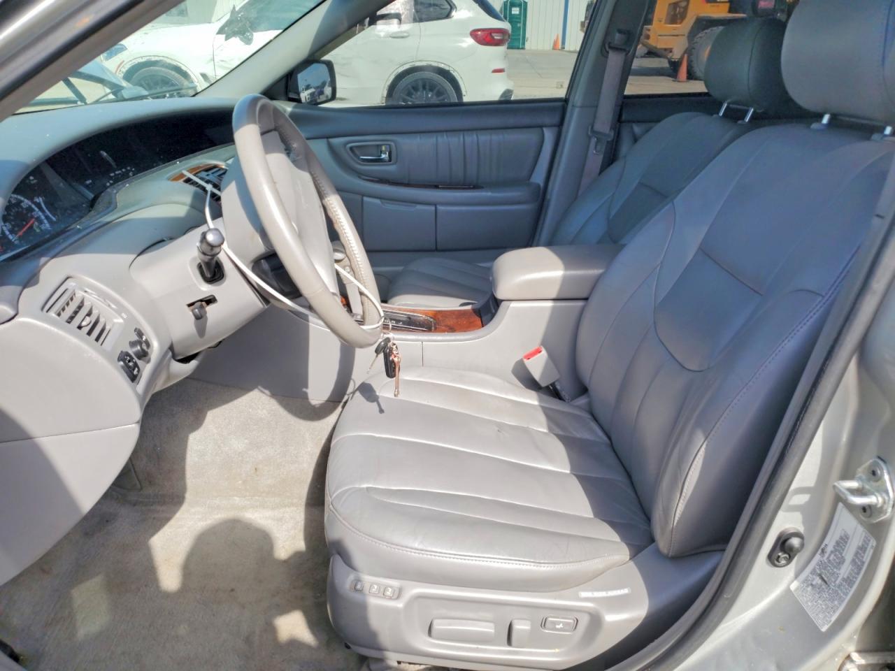 2001 Toyota Avalon Xl - Image 7