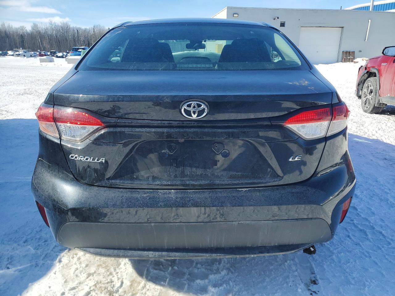 2022 Toyota Corolla Le - Image 6