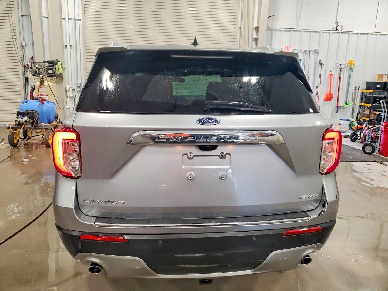 2021 Ford Explorer Limited - Image 6