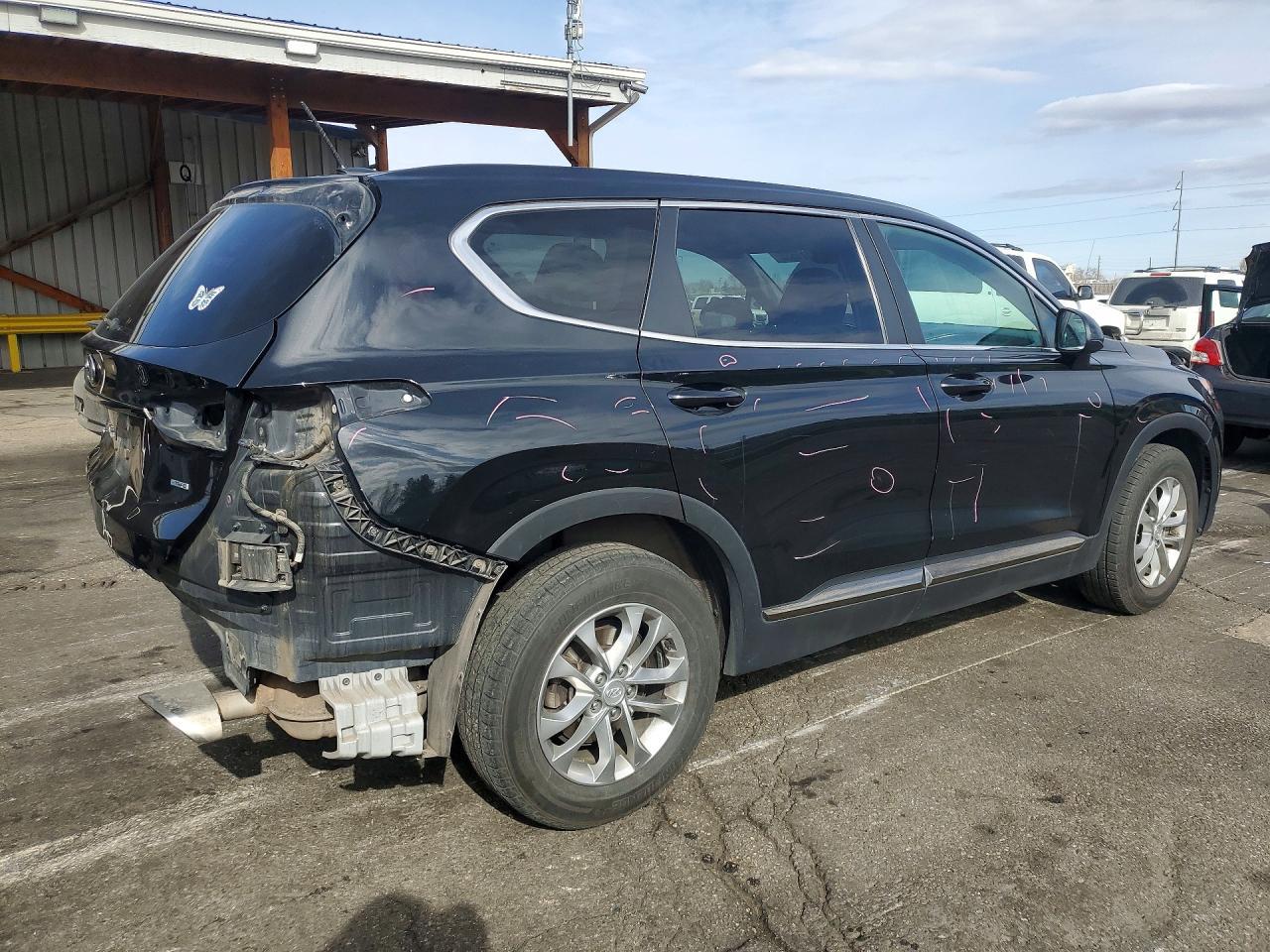 2019 Hyundai Santa Fe Se - Фото 3