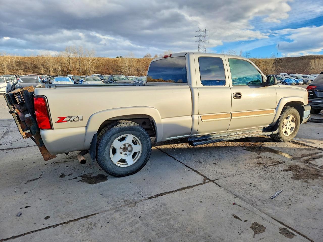 2004 Chevrolet Silverado K1500 - Фото 3