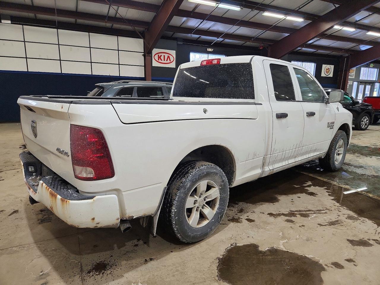 2019 Ram 1500 Classic Tradesman - Фото 3