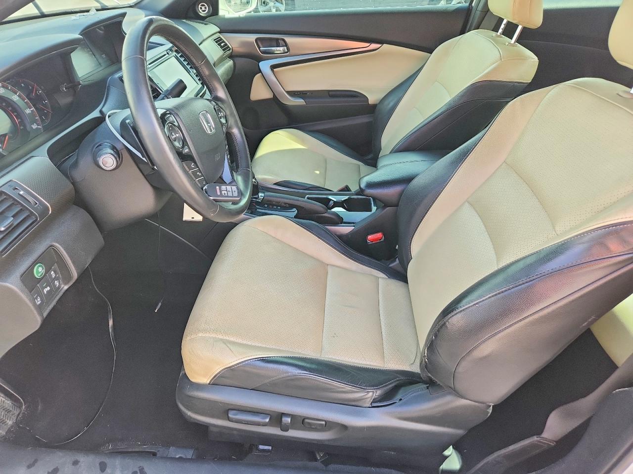 2017 Honda Accord Touring - Image 7