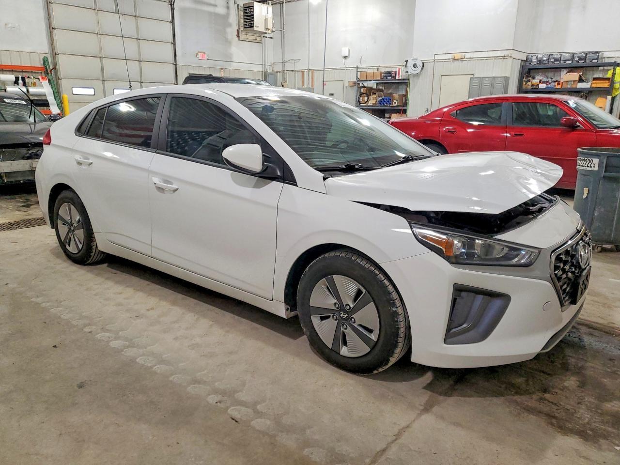 2021 Hyundai Ioniq Blue - Фото 4