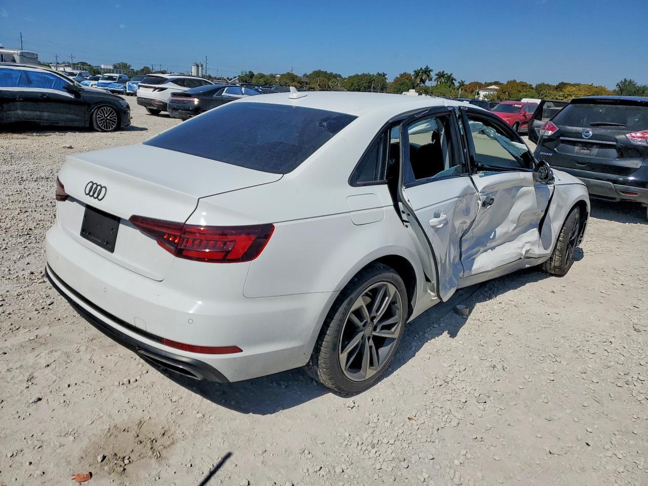 2019 Audi A4 Premium - Image 3
