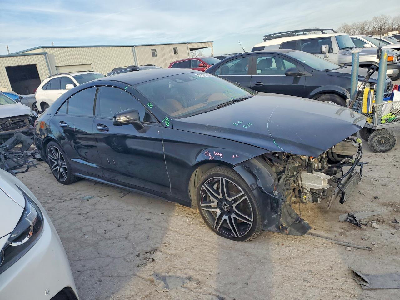 2017 Mercedes-Benz Cls 550 4Matic - Фото 4