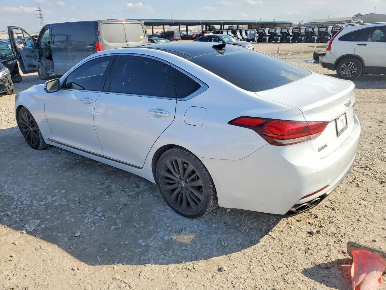 2015 Hyundai Genesis 5.0L - Фото 2