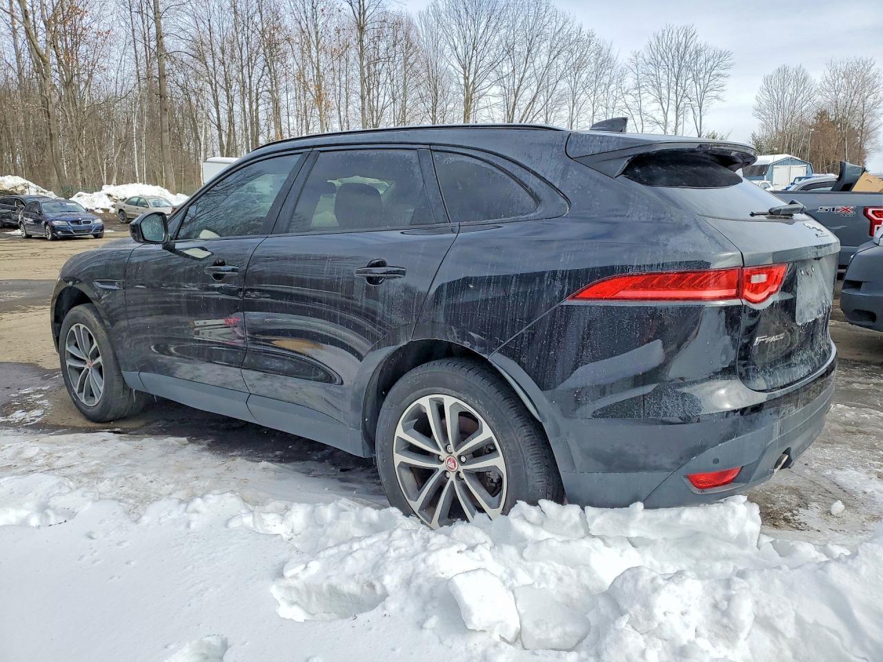 2018 Jaguar F-Pace Premium - Фото 2
