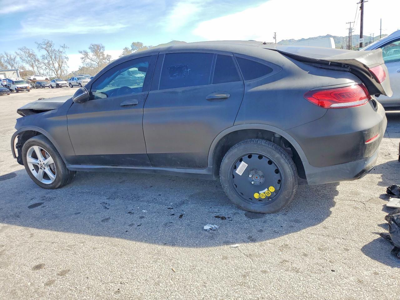 2020 Mercedes-Benz Glc Coupe 300 4Matic - Image 2