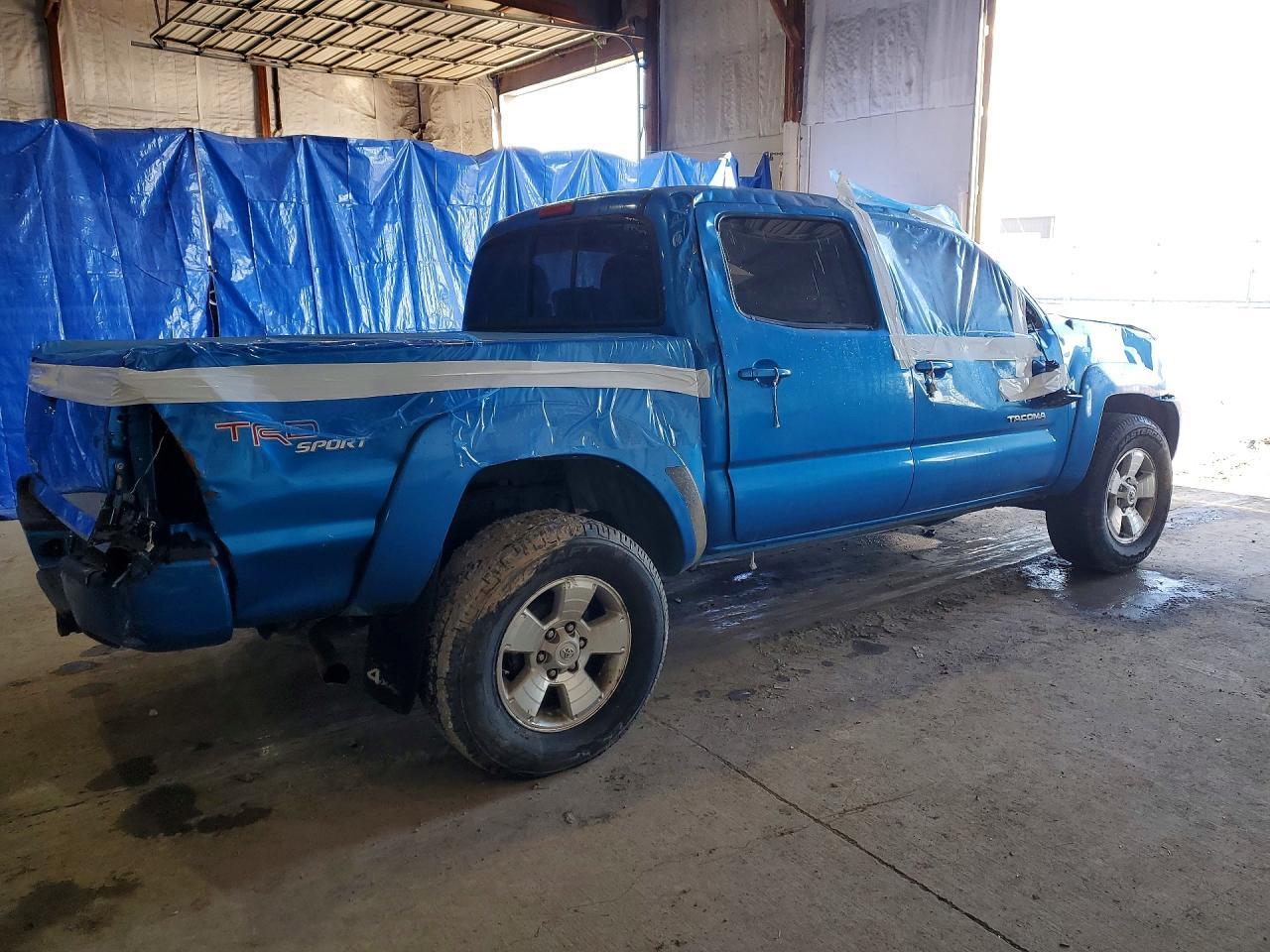 2011 Toyota Tacoma Double Cab - Image 3