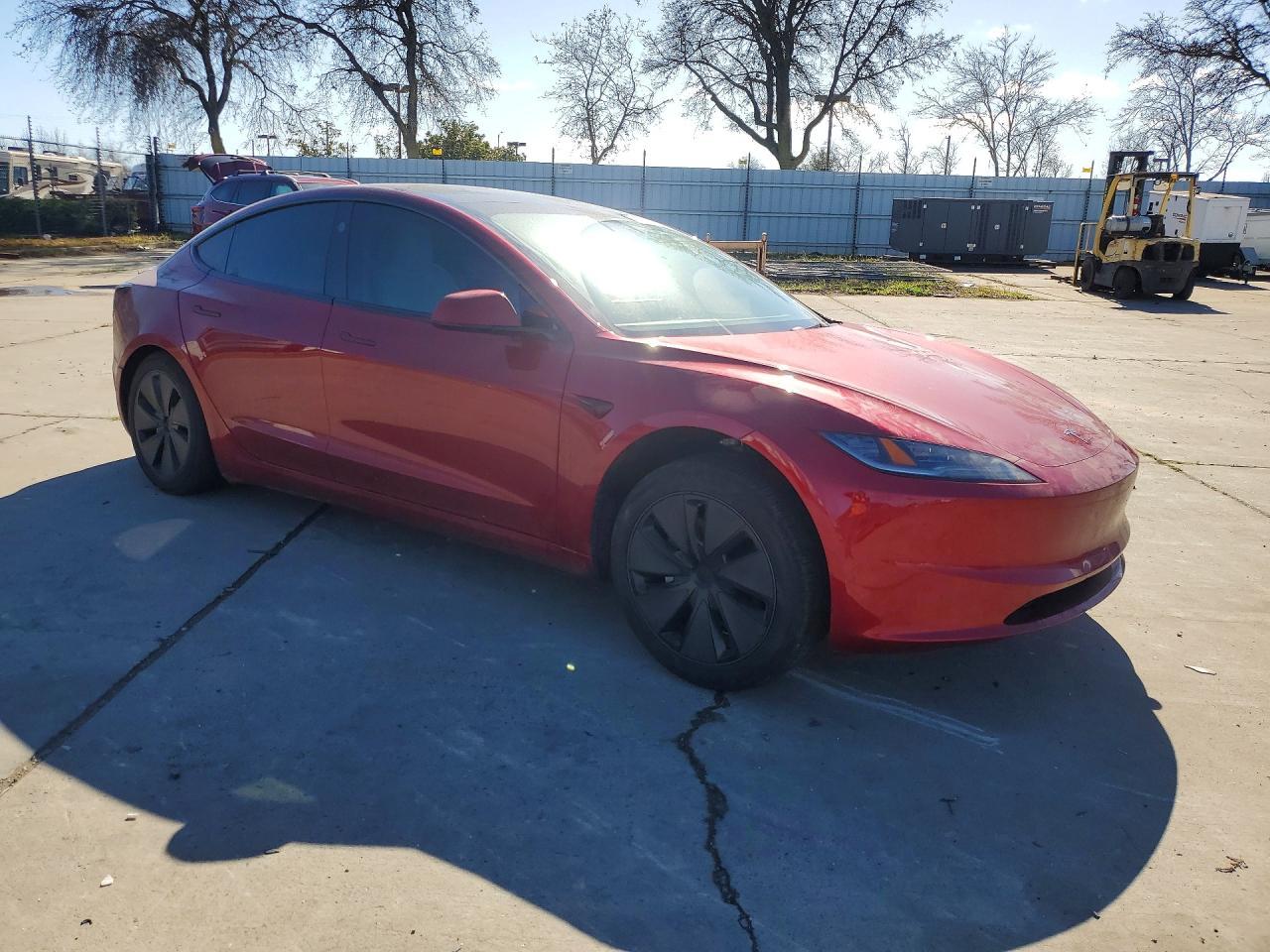 2025 Tesla Model 3 - Image 4