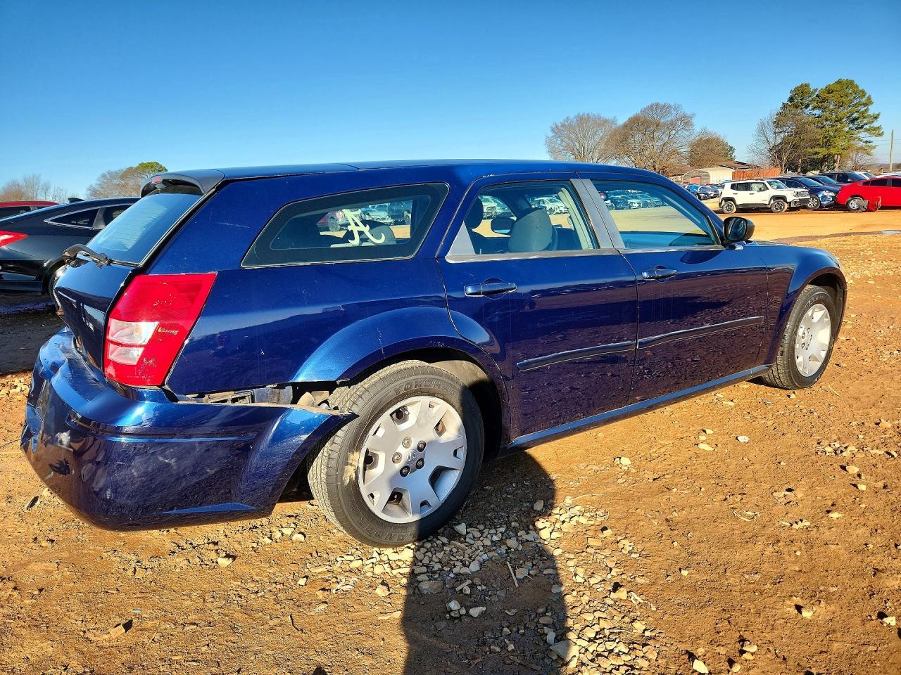 2006 Dodge Magnum - Image 3