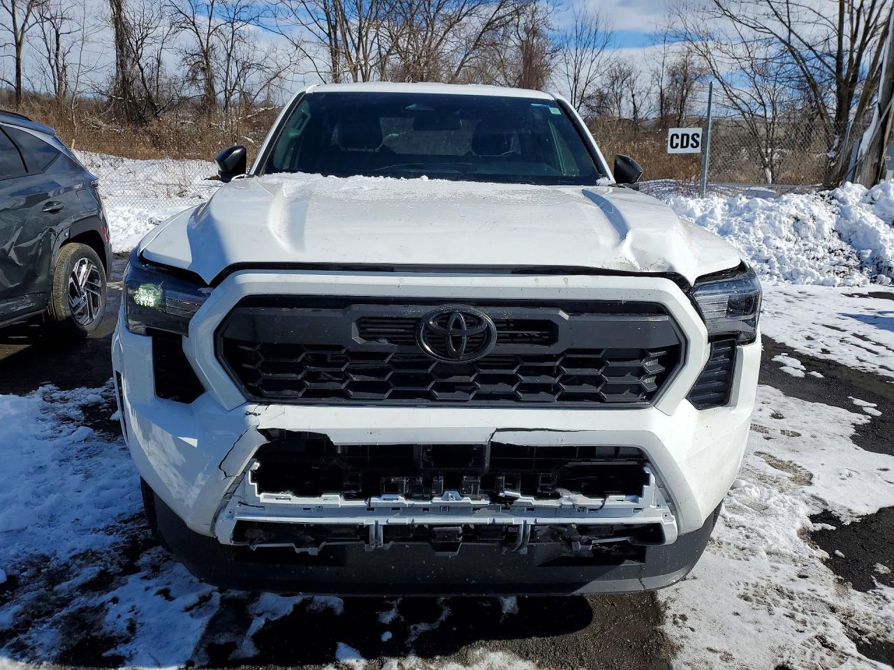 2025 Toyota Tacoma Sr - Image 5