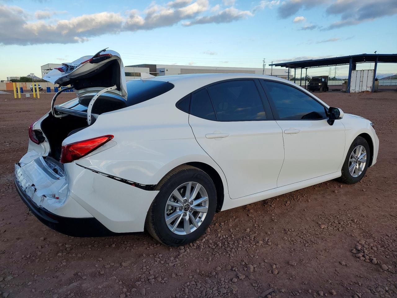 2025 Toyota Camry - Image 3