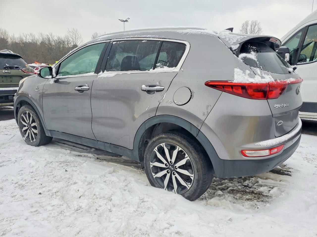 2017 Kia Sportage Ex - Image 2