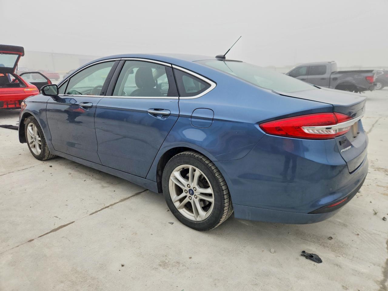 2018 Ford Fusion Se - Фото 2