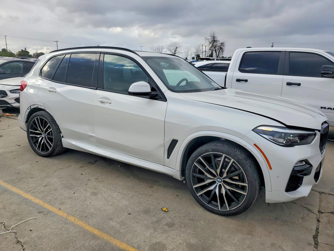 2020 BMW X5 Sdrive 40I - Фото 4