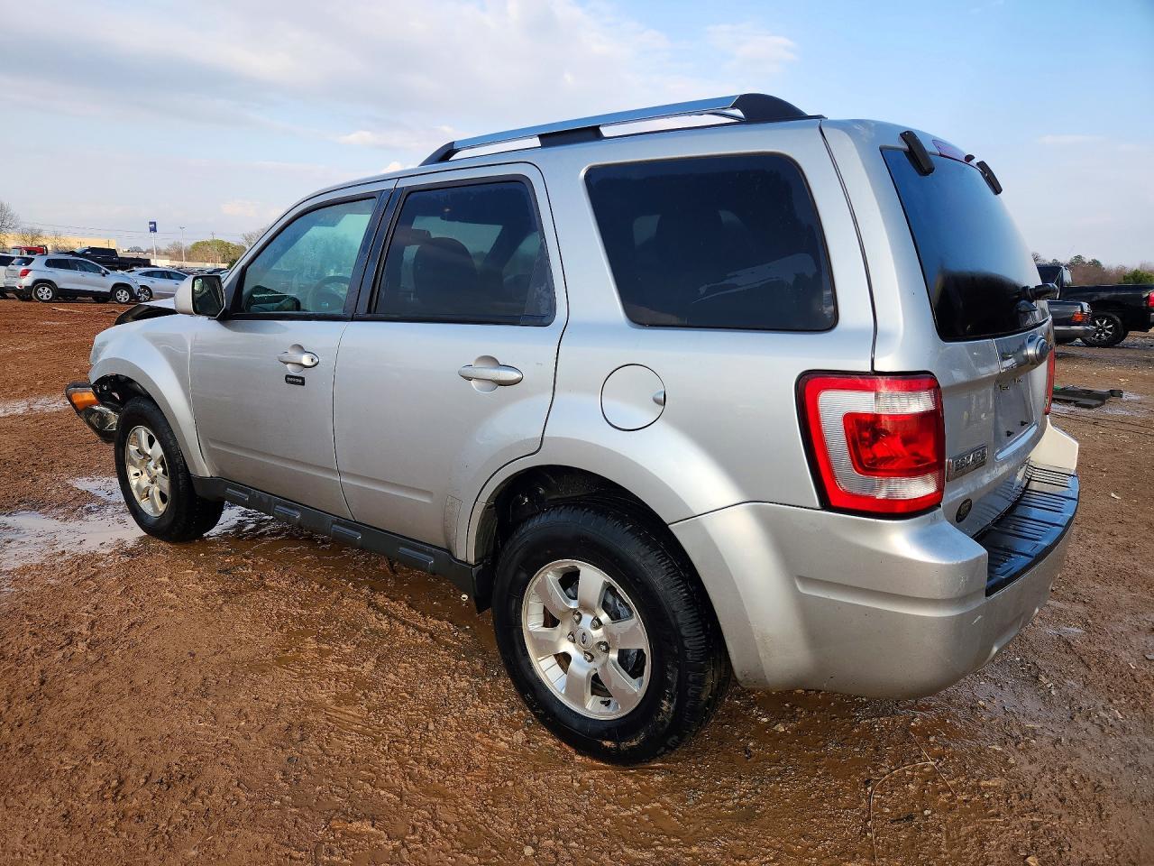 2012 Ford Escape Limited - Фото 2