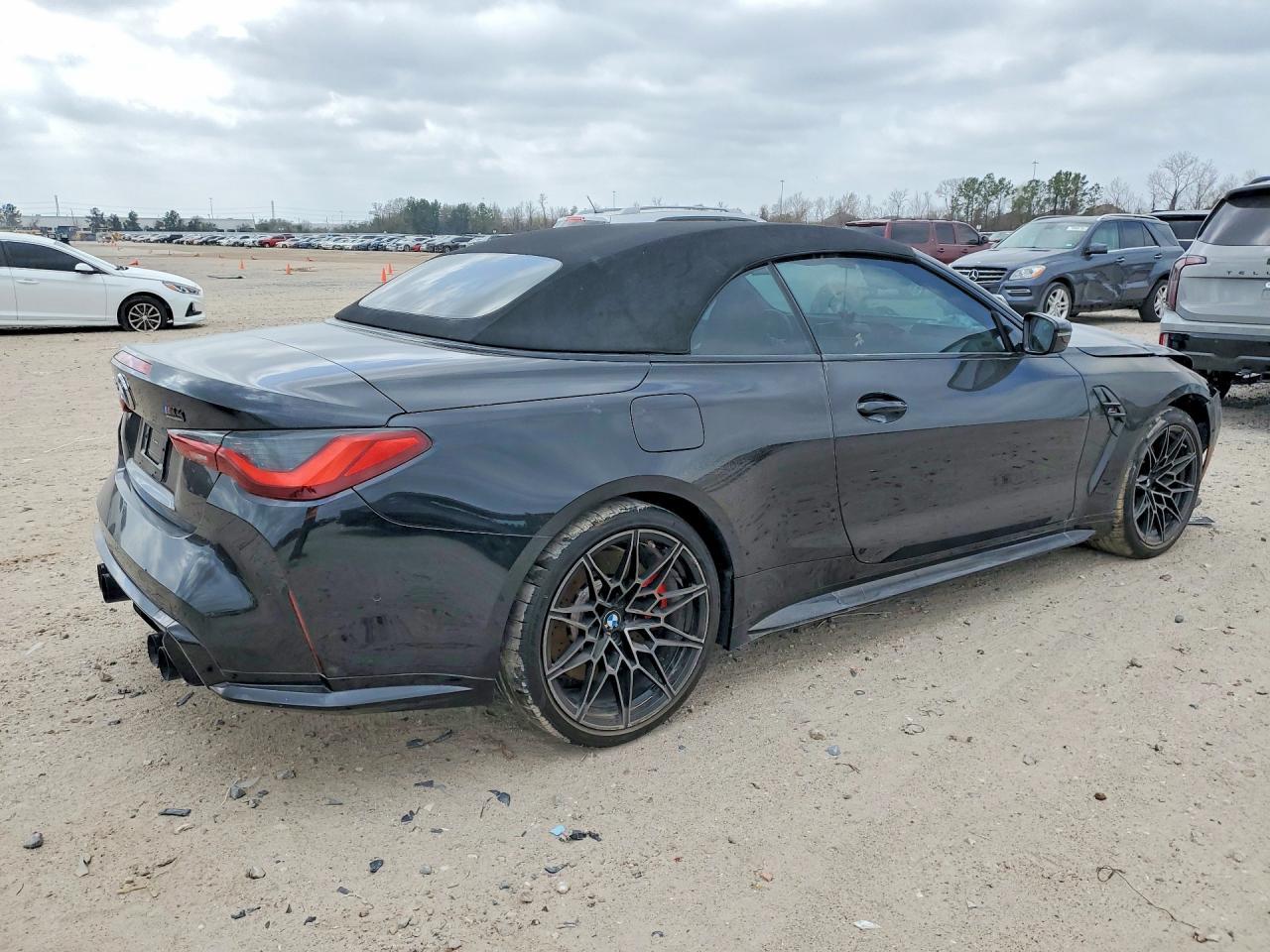 2024 BMW M4 Competition - Фото 3