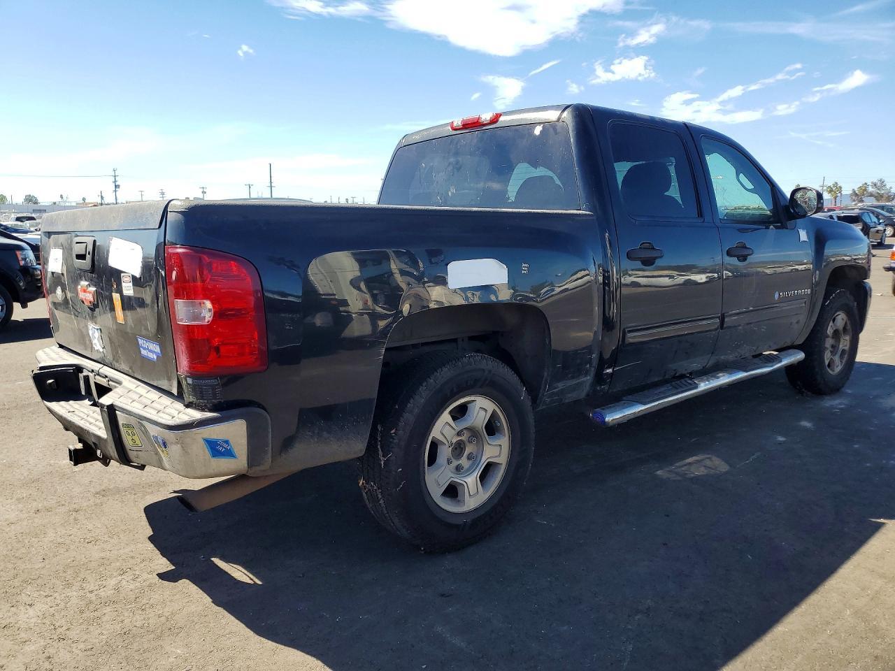 2009 Chevrolet Silverado K1500 Lt - Image 3