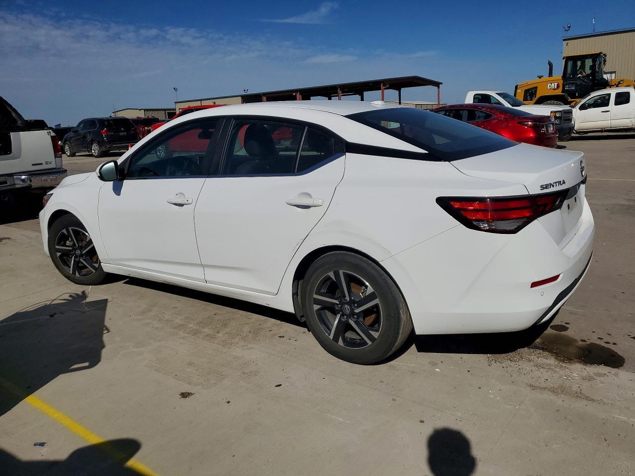 2024 Nissan Sentra Sv - Image 2