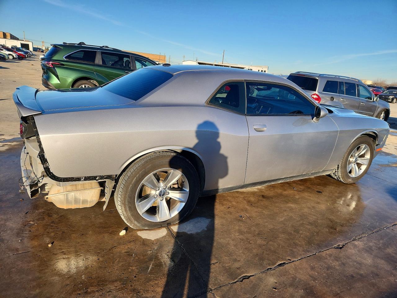 2018 Dodge Challenger Sxt - Image 3