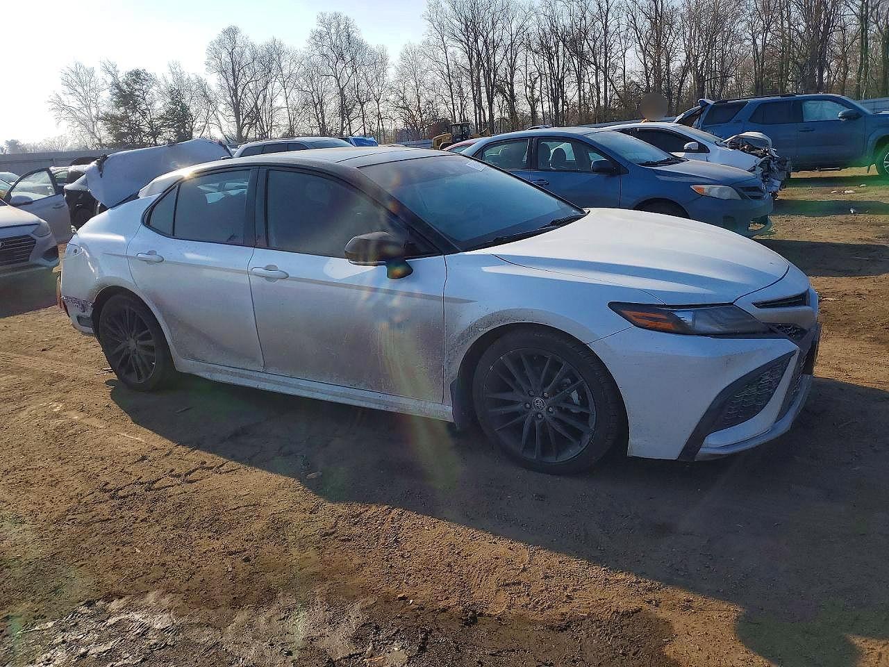 2021 Toyota Camry Xse - Image 4