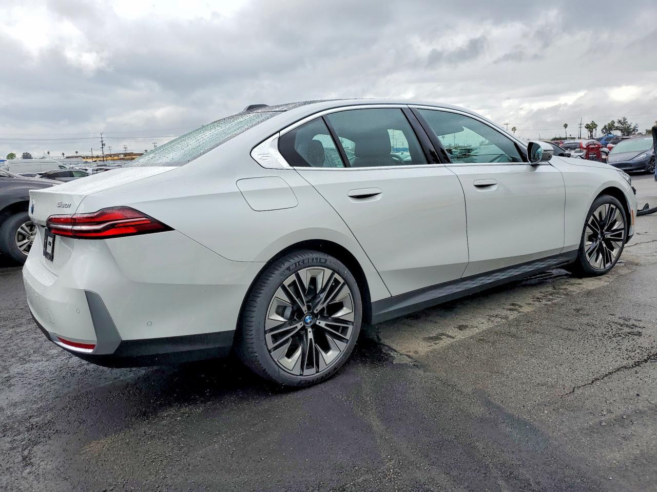 2026 BMW 530 I - Image 3