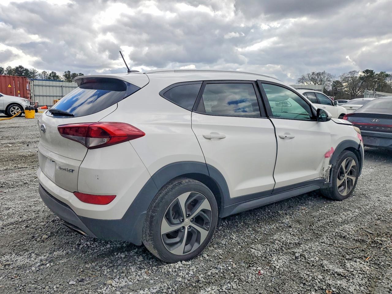 2016 Hyundai Tucson Sport - Фото 3