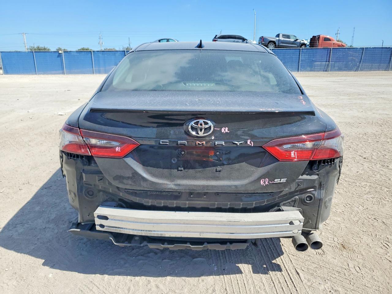 2024 Toyota Camry Se Night Shade - Фото 6